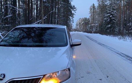 Skoda Rapid I, 2016 год, 1 050 000 рублей, 4 фотография