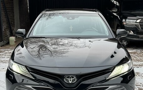 Toyota Camry, 2021 год, 3 500 000 рублей, 2 фотография