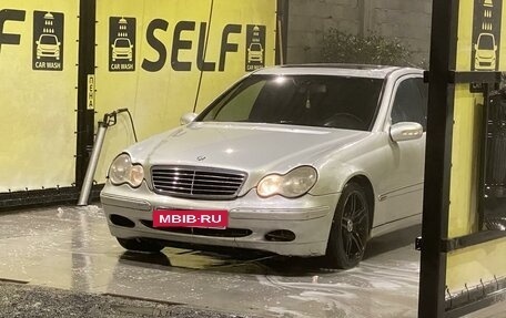 Mercedes-Benz C-Класс, 2001 год, 495 000 рублей, 4 фотография