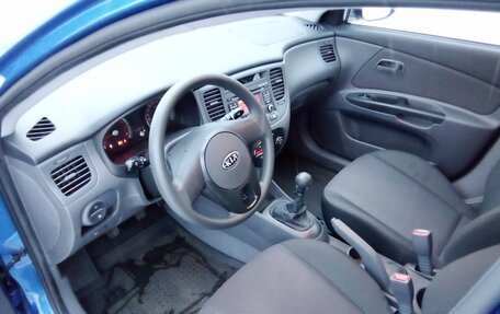 KIA Rio II, 2010 год, 820 000 рублей, 5 фотография