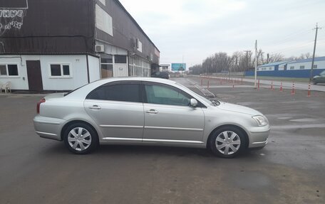 Toyota Avensis III рестайлинг, 2005 год, 888 000 рублей, 4 фотография