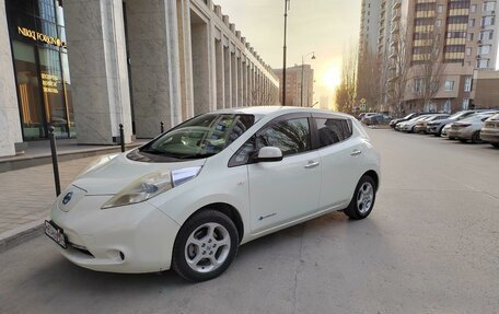 Nissan Leaf I, 2011 год, 635 000 рублей, 3 фотография