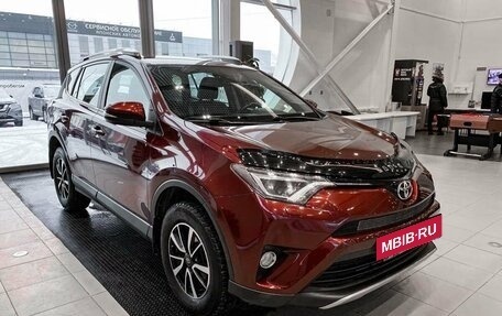 Toyota RAV4, 2017 год, 3 199 000 рублей, 3 фотография