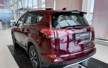 Toyota RAV4, 2017 год, 3 199 000 рублей, 8 фотография