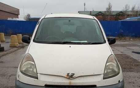 Toyota FunCargo, 2000 год, 375 000 рублей, 1 фотография