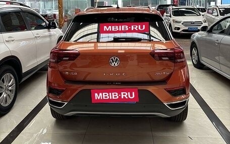 Volkswagen T-Roc I, 2020 год, 1 900 000 рублей, 4 фотография