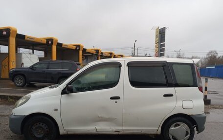 Toyota FunCargo, 2000 год, 375 000 рублей, 4 фотография