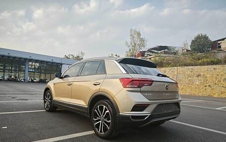 Volkswagen T-Roc I, 2021 год, 1 700 000 рублей, 6 фотография