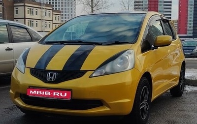 Honda Fit III, 2010 год, 850 000 рублей, 1 фотография