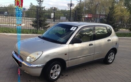 Toyota Duet, 2000 год, 150 000 рублей, 1 фотография