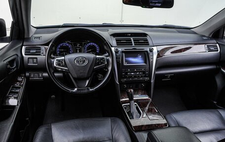 Toyota Camry, 2015 год, 2 298 000 рублей, 6 фотография