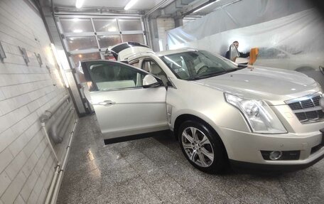 Cadillac SRX II рестайлинг, 2011 год, 1 450 000 рублей, 6 фотография