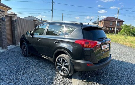 Toyota RAV4, 2015 год, 2 290 000 рублей, 6 фотография