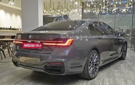 BMW 7 серия, 2019 год, 8 250 000 рублей, 2 фотография