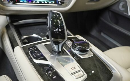 BMW 7 серия, 2019 год, 8 250 000 рублей, 19 фотография