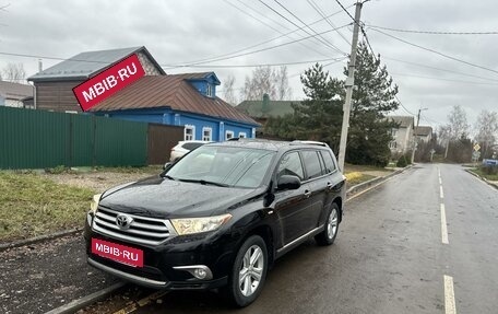 Toyota Highlander III, 2011 год, 2 200 000 рублей, 7 фотография