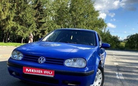 Volkswagen Golf IV, 1998 год, 260 000 рублей, 2 фотография