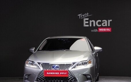 Lexus CT I рестайлинг, 2018 год, 2 650 000 рублей, 1 фотография