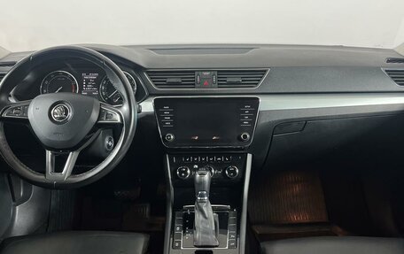 Skoda Superb III рестайлинг, 2018 год, 2 699 000 рублей, 14 фотография