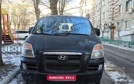 Hyundai Starex I рестайлинг, 2004 год, 650 000 рублей, 4 фотография