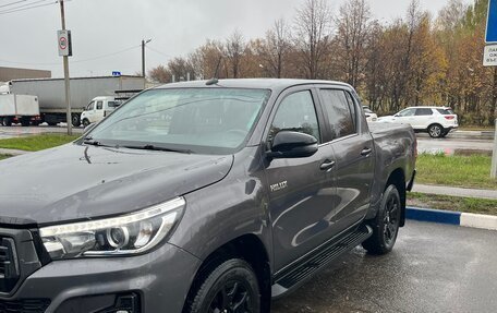 Toyota Hilux VIII, 2019 год, 5 100 000 рублей, 2 фотография