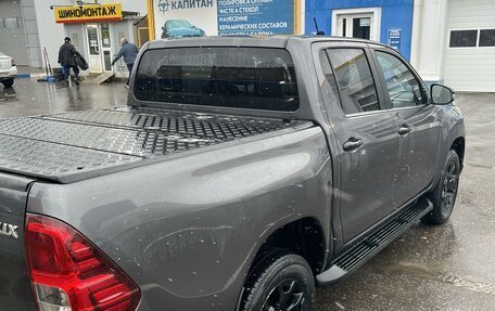 Toyota Hilux VIII, 2019 год, 5 100 000 рублей, 4 фотография