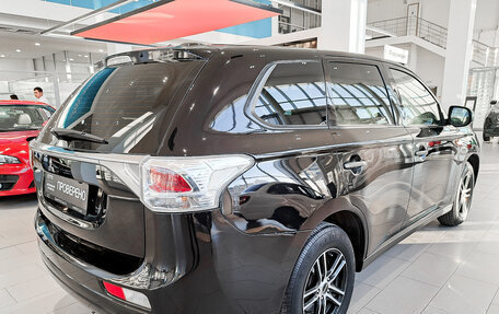 Mitsubishi Outlander III рестайлинг 3, 2013 год, 1 459 000 рублей, 6 фотография