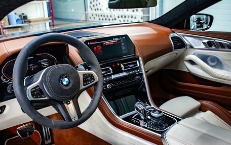 BMW 8 серия, 2021 год, 14 000 000 рублей, 17 фотография