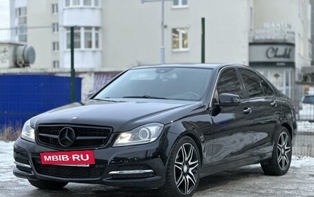 Mercedes-Benz C-Класс, 2012 год, 1 400 000 рублей, 2 фотография