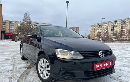 Volkswagen Jetta VI, 2013 год, 1 399 000 рублей, 1 фотография