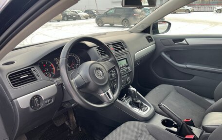 Volkswagen Jetta VI, 2013 год, 1 399 000 рублей, 11 фотография