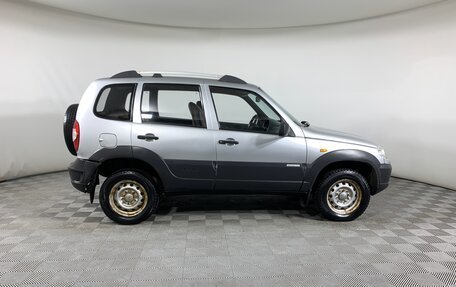 Chevrolet Niva I рестайлинг, 2011 год, 535 000 рублей, 4 фотография