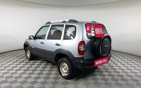 Chevrolet Niva I рестайлинг, 2011 год, 535 000 рублей, 7 фотография