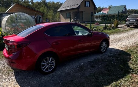 Mazda 3, 2017 год, 1 850 000 рублей, 18 фотография