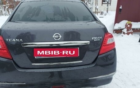 Nissan Teana, 2011 год, 900 000 рублей, 4 фотография