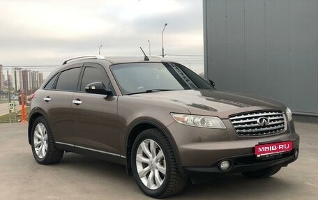 Infiniti FX I, 2004 год, 950 000 рублей, 3 фотография