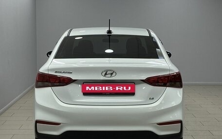 Hyundai Solaris II рестайлинг, 2017 год, 775 000 рублей, 3 фотография