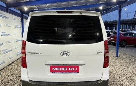 Hyundai Grand Starex Grand Starex I рестайлинг 2, 2008 год, 1 849 000 рублей, 4 фотография