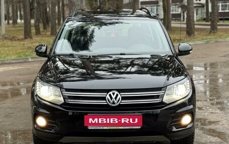 Volkswagen Tiguan I, 2015 год, 1 775 000 рублей, 2 фотография