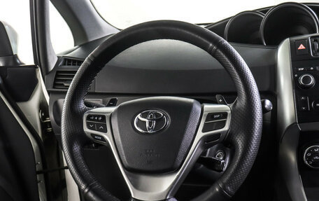 Toyota Verso I, 2014 год, 1 498 000 рублей, 17 фотография