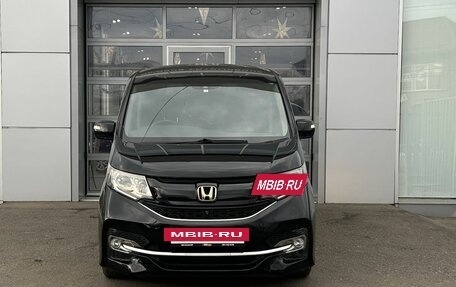 Honda Stepwgn IV, 2015 год, 2 045 000 рублей, 2 фотография