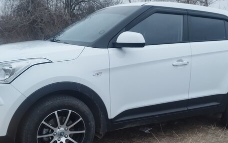 Hyundai Creta I рестайлинг, 2019 год, 1 900 000 рублей, 1 фотография