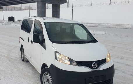 Nissan NV200, 2018 год, 1 725 000 рублей, 2 фотография