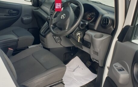 Nissan NV200, 2018 год, 1 725 000 рублей, 13 фотография