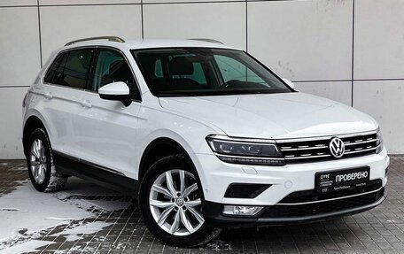 Volkswagen Tiguan II, 2017 год, 2 748 000 рублей, 3 фотография