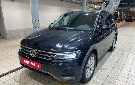 Volkswagen Tiguan II, 2018 год, 3 290 000 рублей, 1 фотография