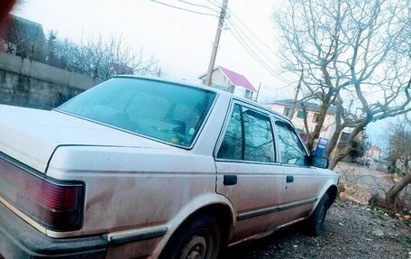 Nissan Bluebird VIII, 1984 год, 300 000 рублей, 12 фотография