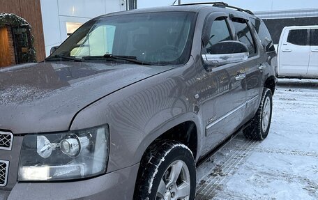 Chevrolet Tahoe III, 2012 год, 2 100 000 рублей, 3 фотография