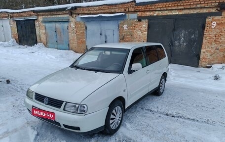 Volkswagen Polo III рестайлинг, 1999 год, 300 000 рублей, 1 фотография