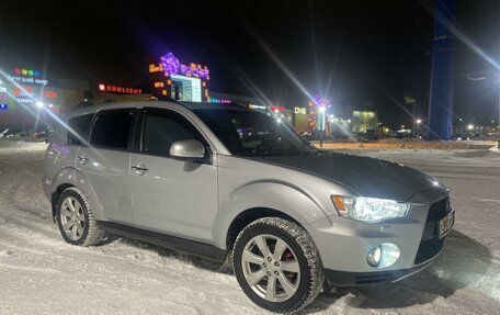 Mitsubishi Outlander III рестайлинг 3, 2012 год, 1 500 000 рублей, 3 фотография